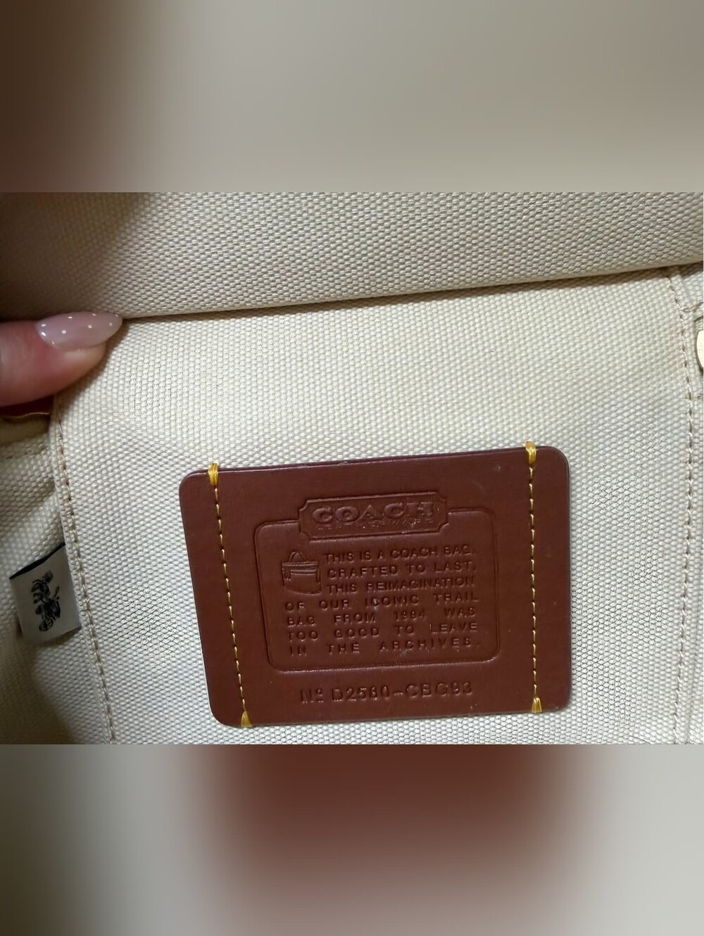 COACH Trail Bag GloveTanned Leather Crossbody Shoulder Butter Yellow CBG93 New - Picture 10 of 10